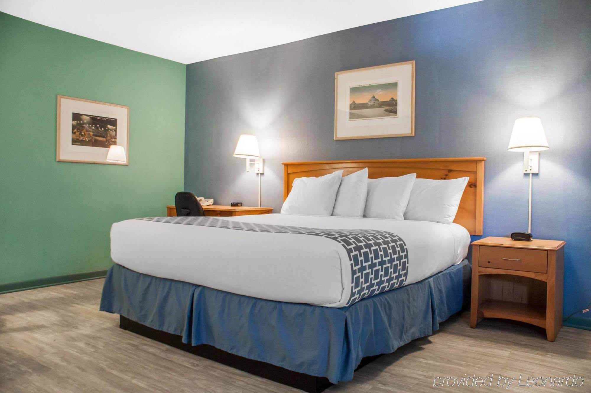 Econo Lodge Buffalo South Blasdell Buitenkant foto