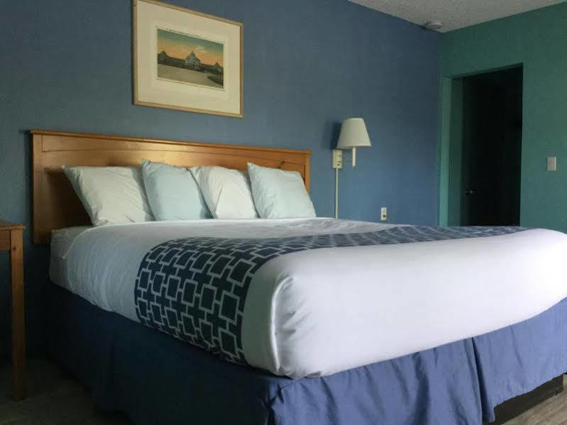 Econo Lodge Buffalo South Blasdell Buitenkant foto